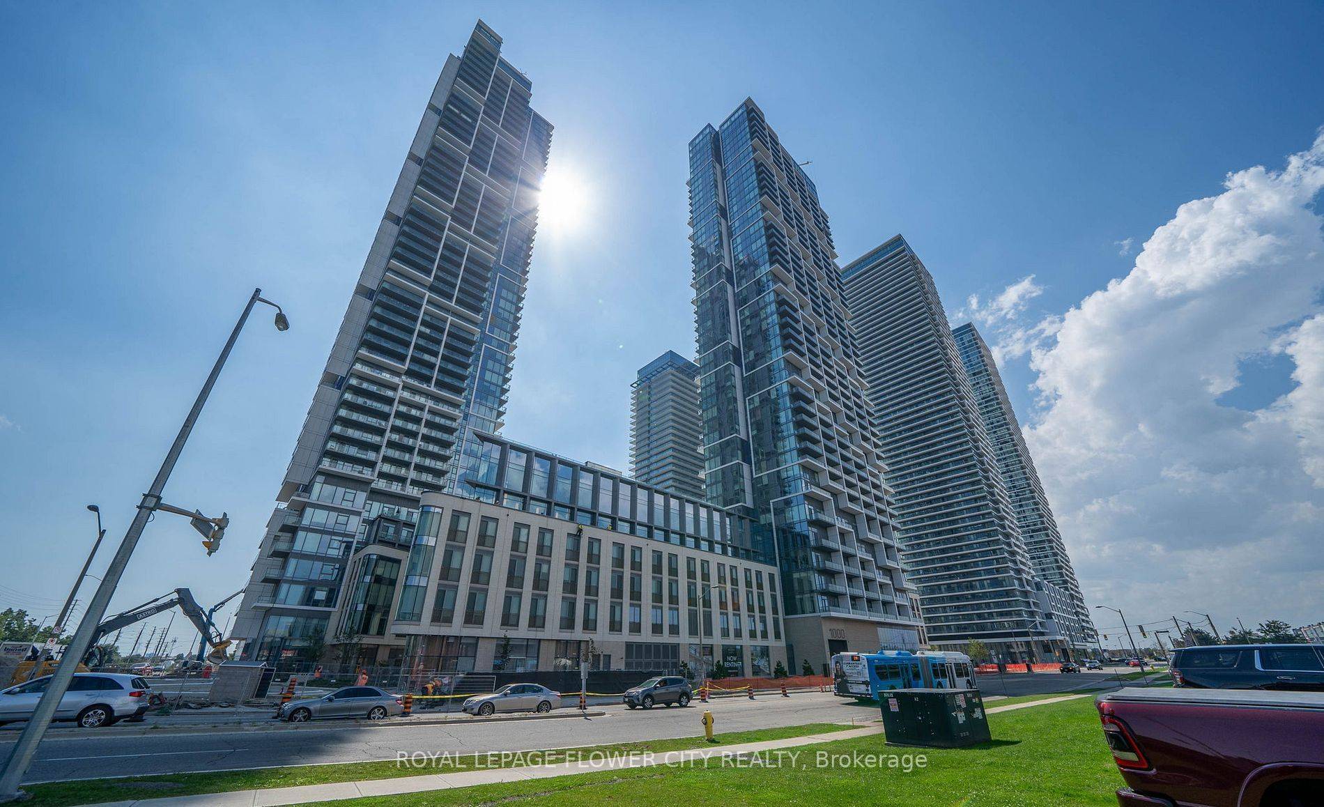 1000 Portage Pkwy #4909, Vaughan, ON L4K 0L1