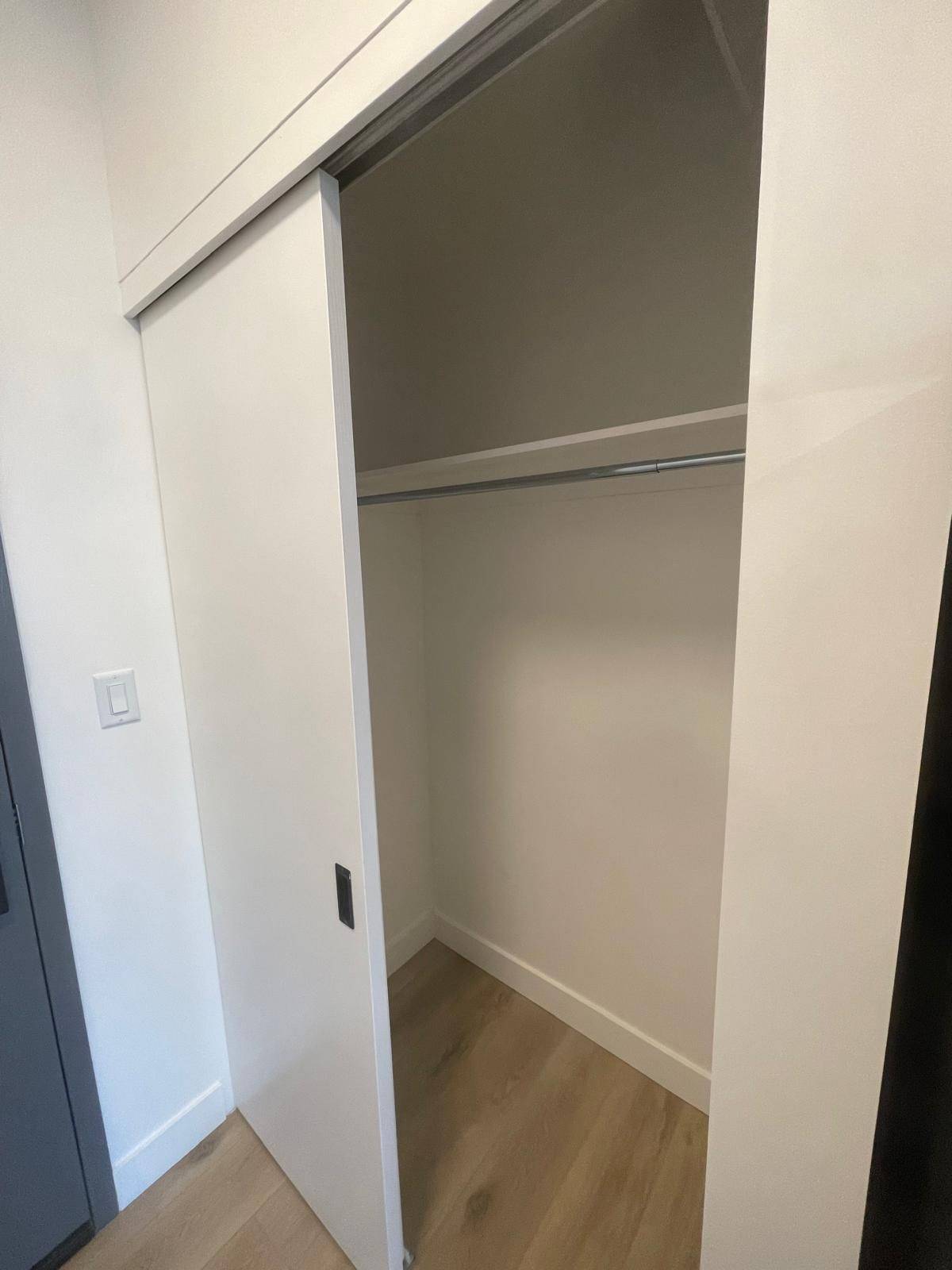 1600 James Naismith DR #202, Cyrville - Carson Grove - Pineview, ON K1B 5N8