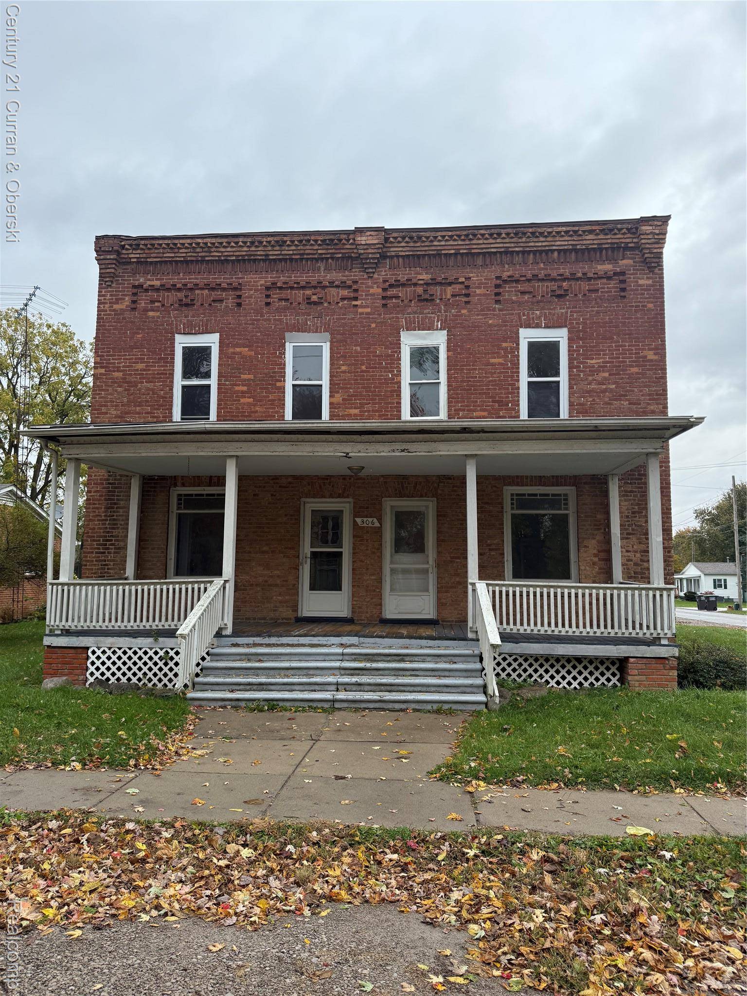 306 N Main ST, Britton Village, MI 49229