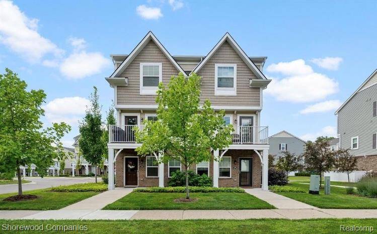 550 Parkdale LN #1, Ferndale, MI 48220