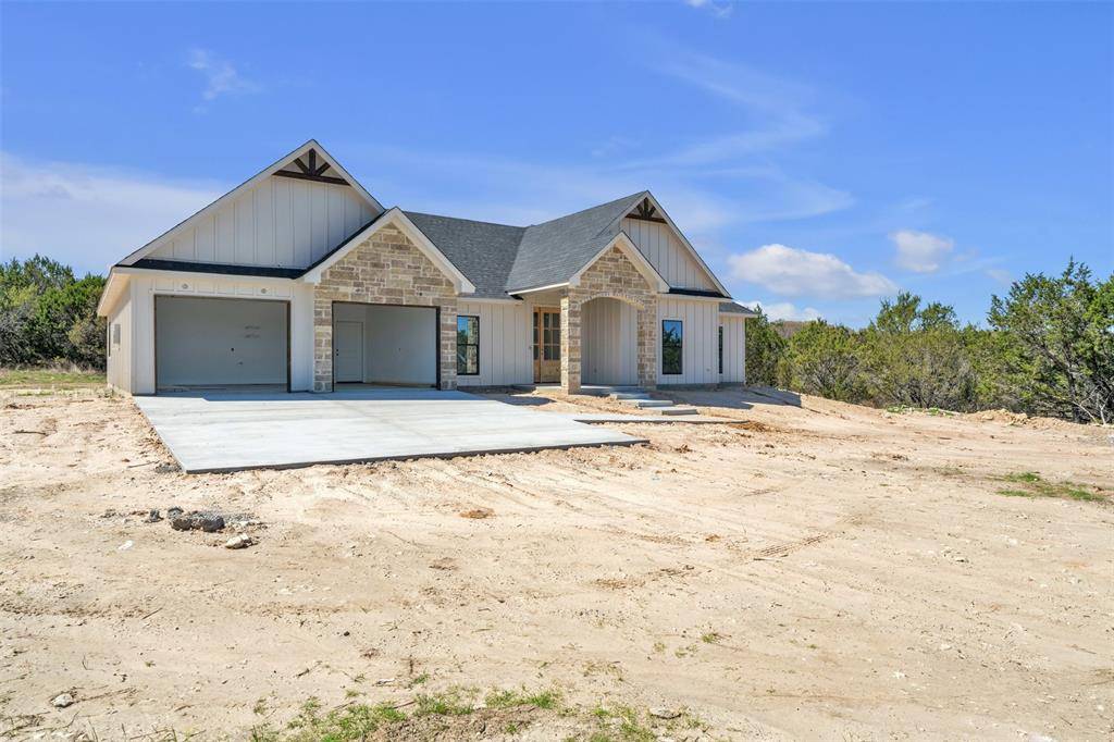 105 Anchors Way, Bluff Dale, TX 76433