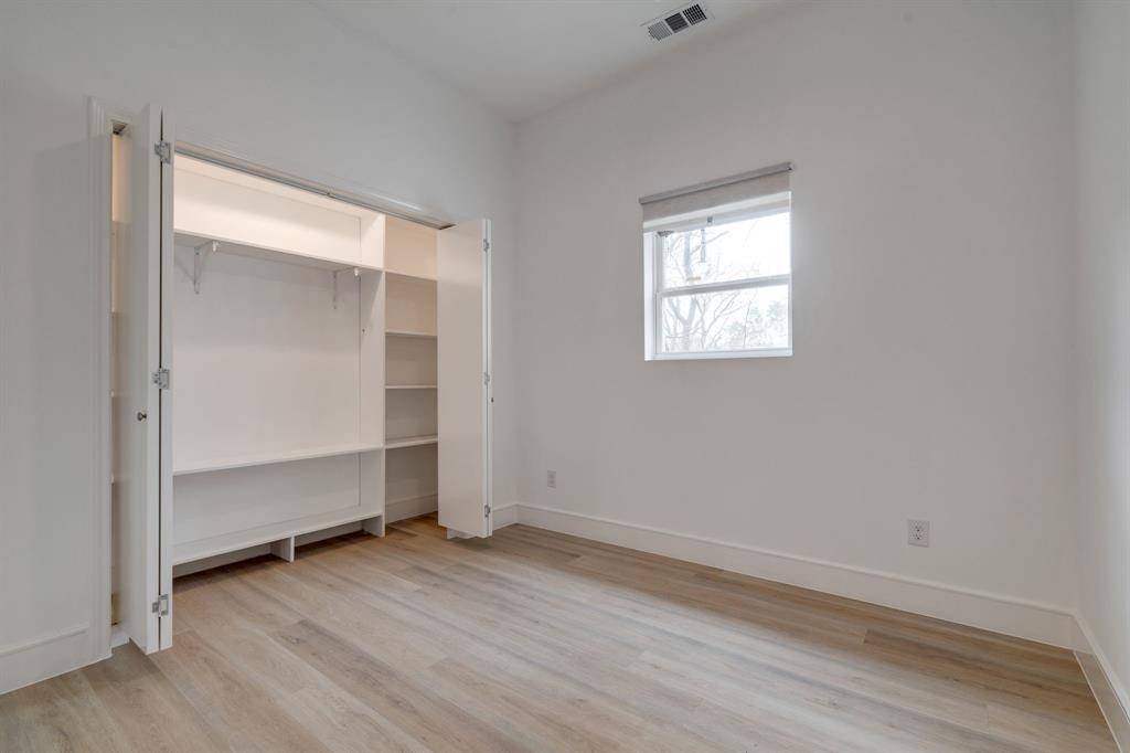 2323 Douglas Avenue, Dallas, TX 75219