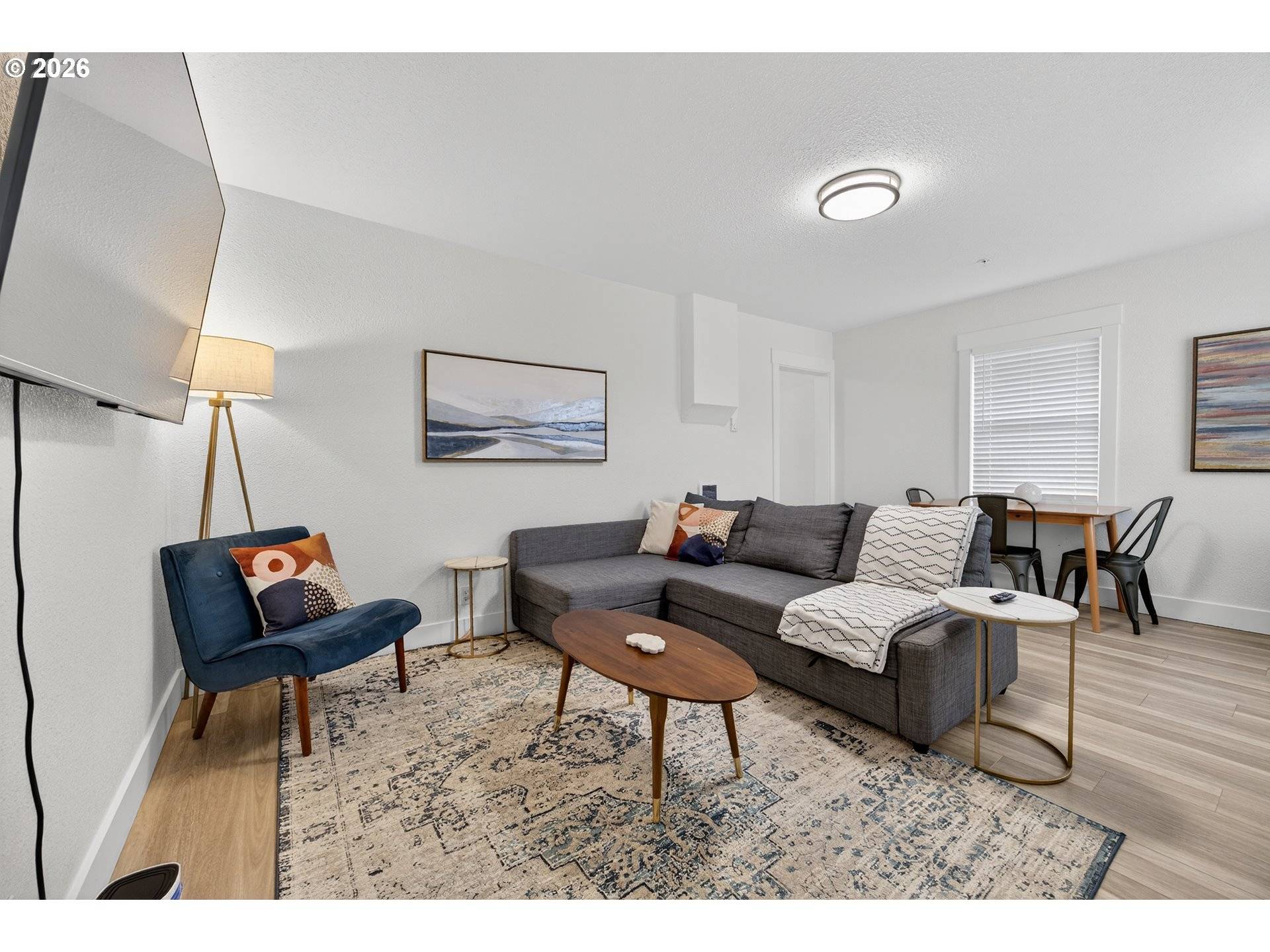 857 S 2ND ST, Coos Bay, OR 97420