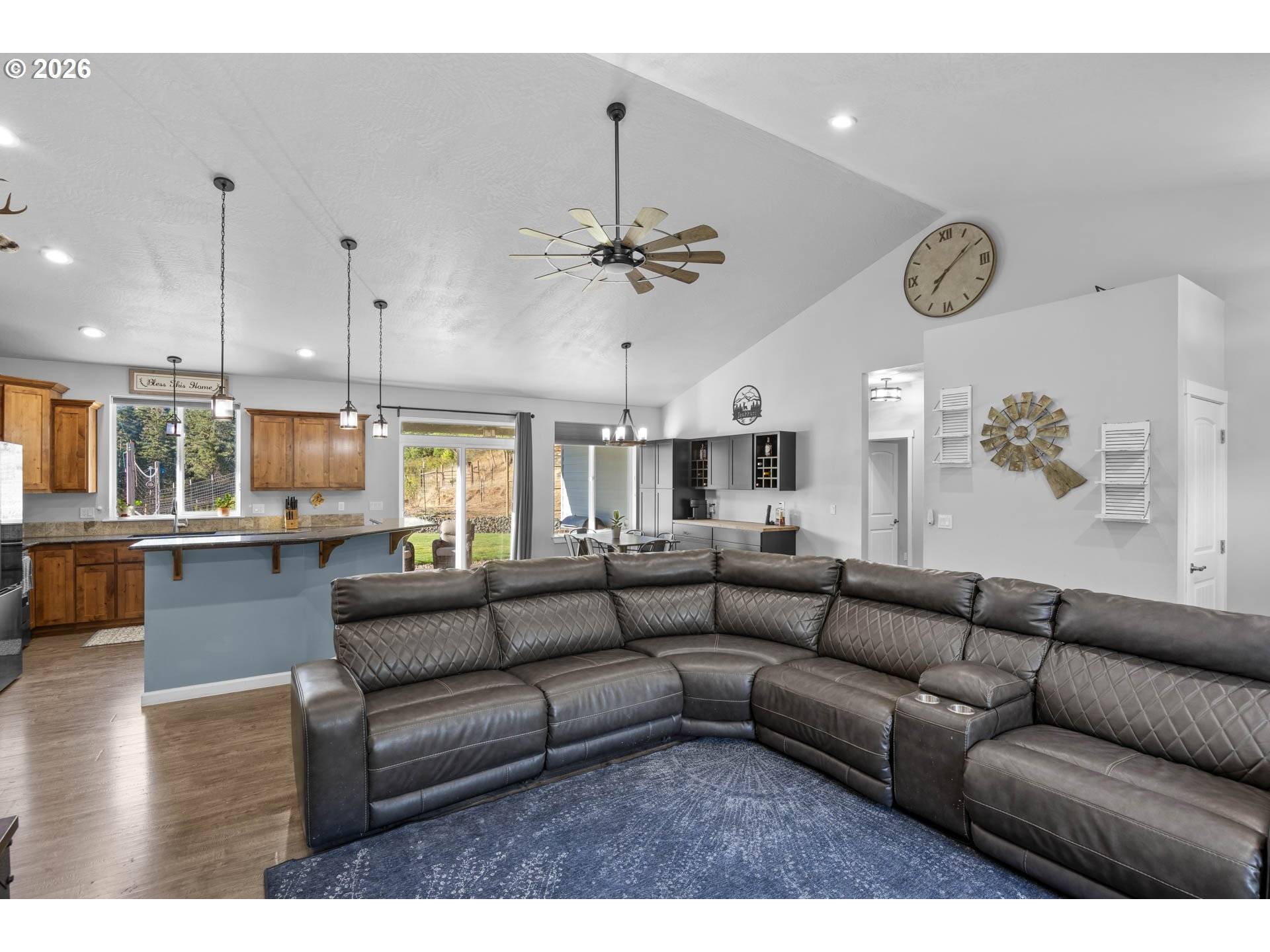 491 OAKWOOD DR, Oakland, OR 97462