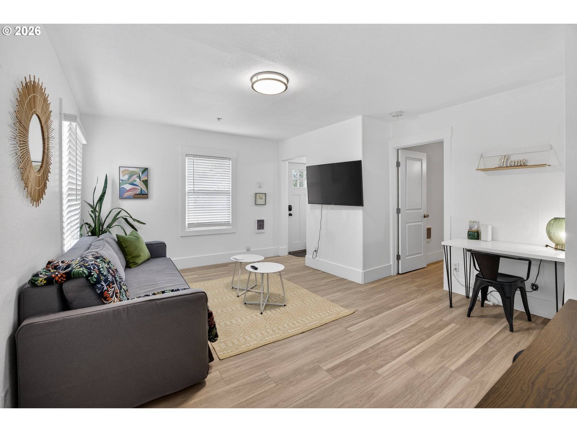 867 S 2ND ST, Coos Bay, OR 97420