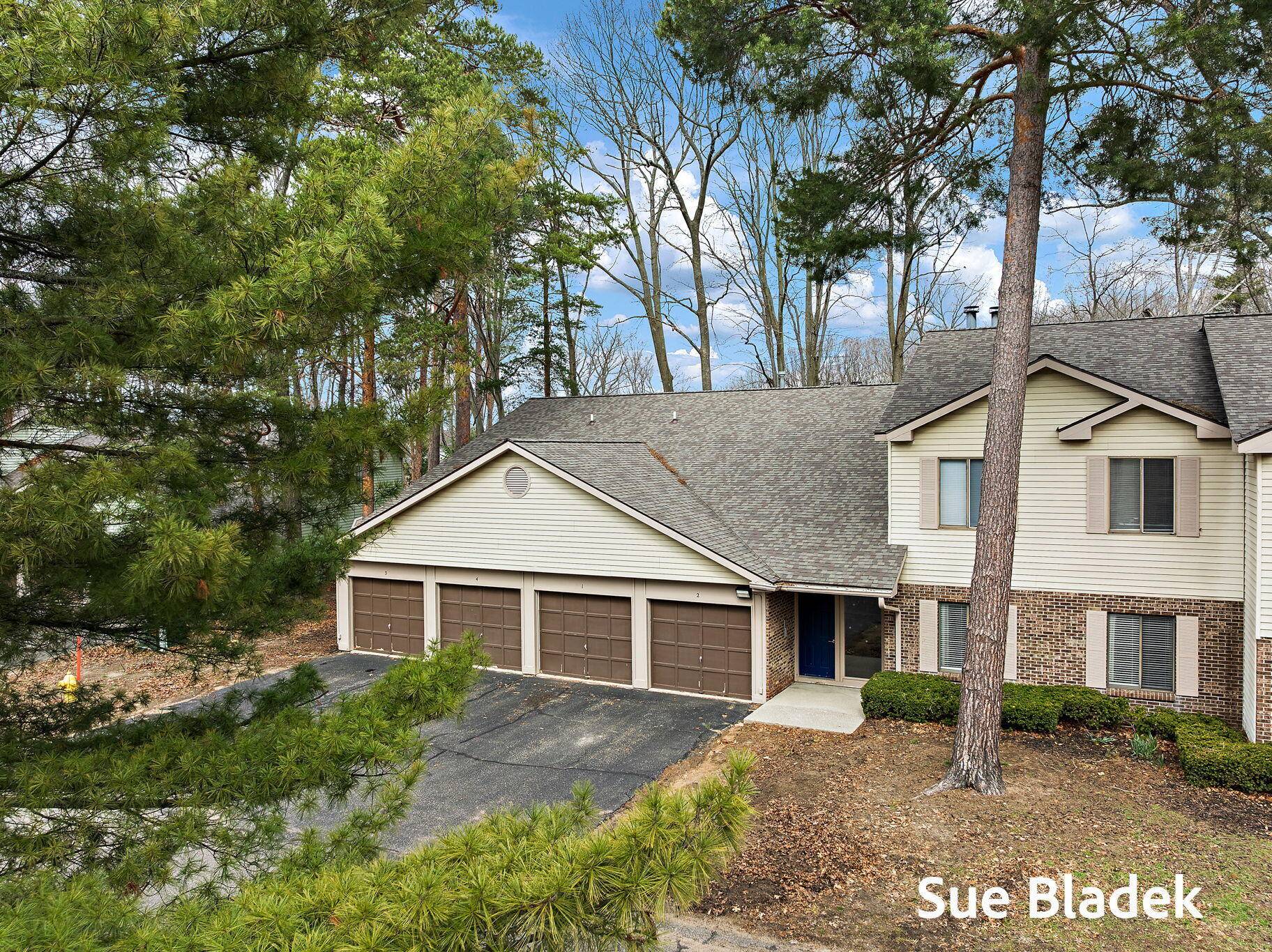 1114 Ambertrace LN ##2, Park Twp, MI 49424