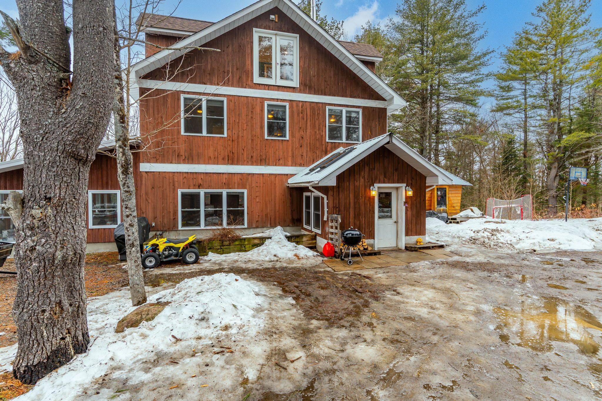 1127 Bobcaygeon RD, Minden Hills, ON K0M 2K0