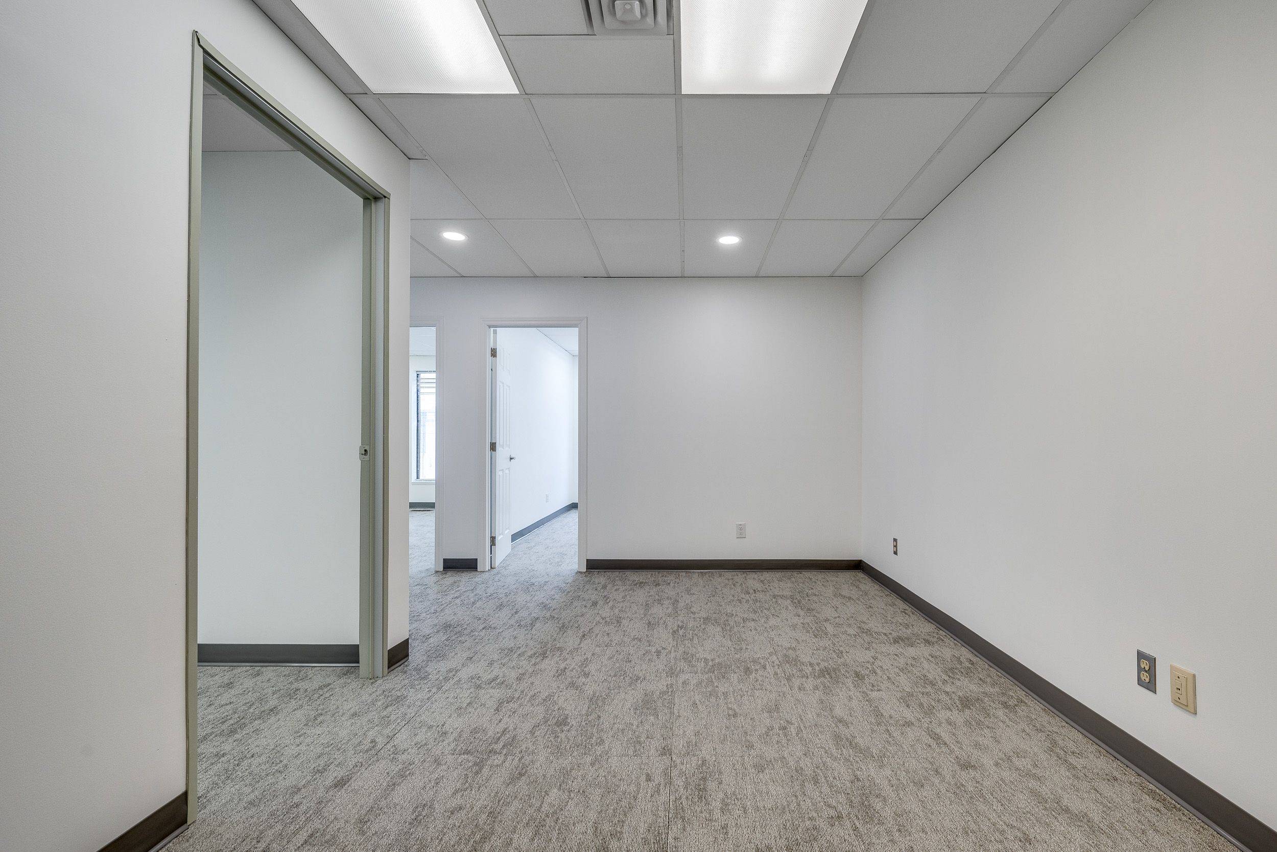 1673 Carling AVE #202, Carlingwood - Westboro And Area, ON K2A 0Y2