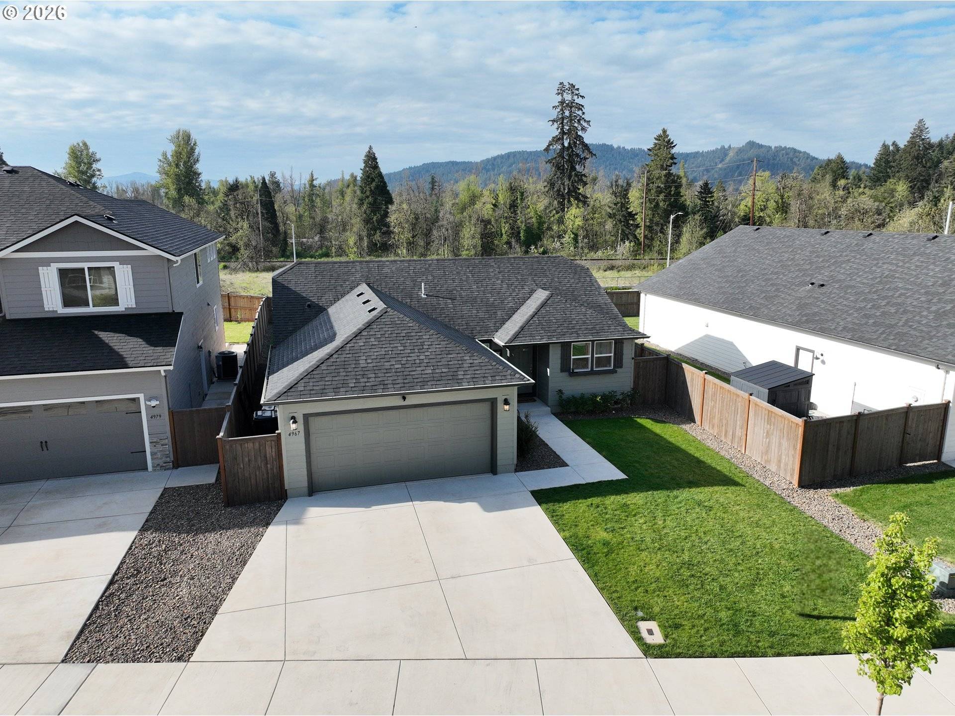 4967 CEDAR VIEW DR, Springfield, OR 97478