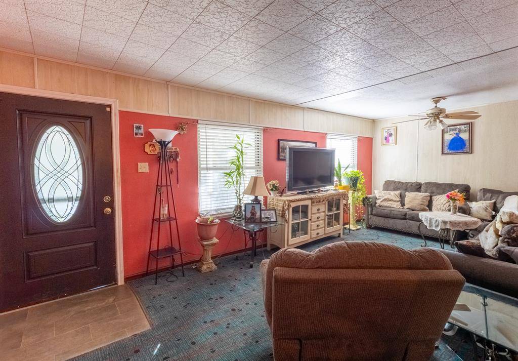 605 Biggs Terrace, Arlington, TX 76010