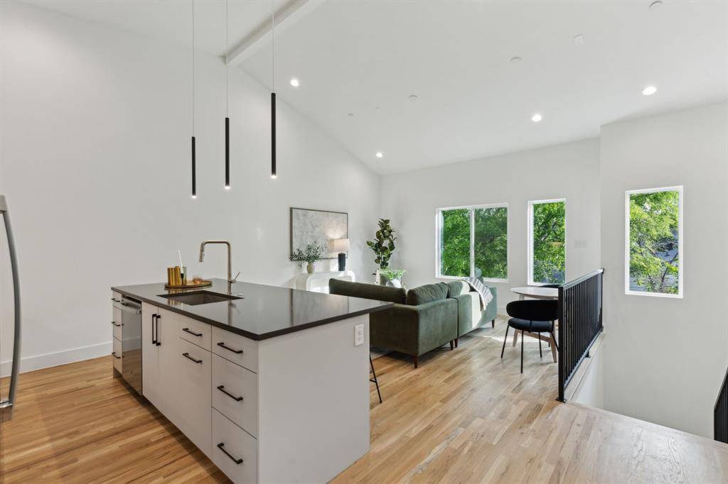 2142 Lovedale Avenue #103, Dallas, TX 75235