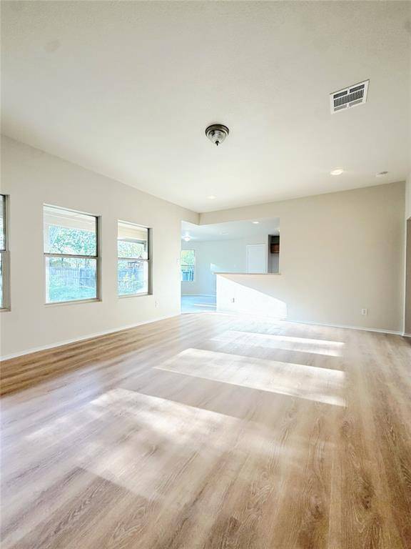 715 Hallvale Drive, White Settlement, TX 76108