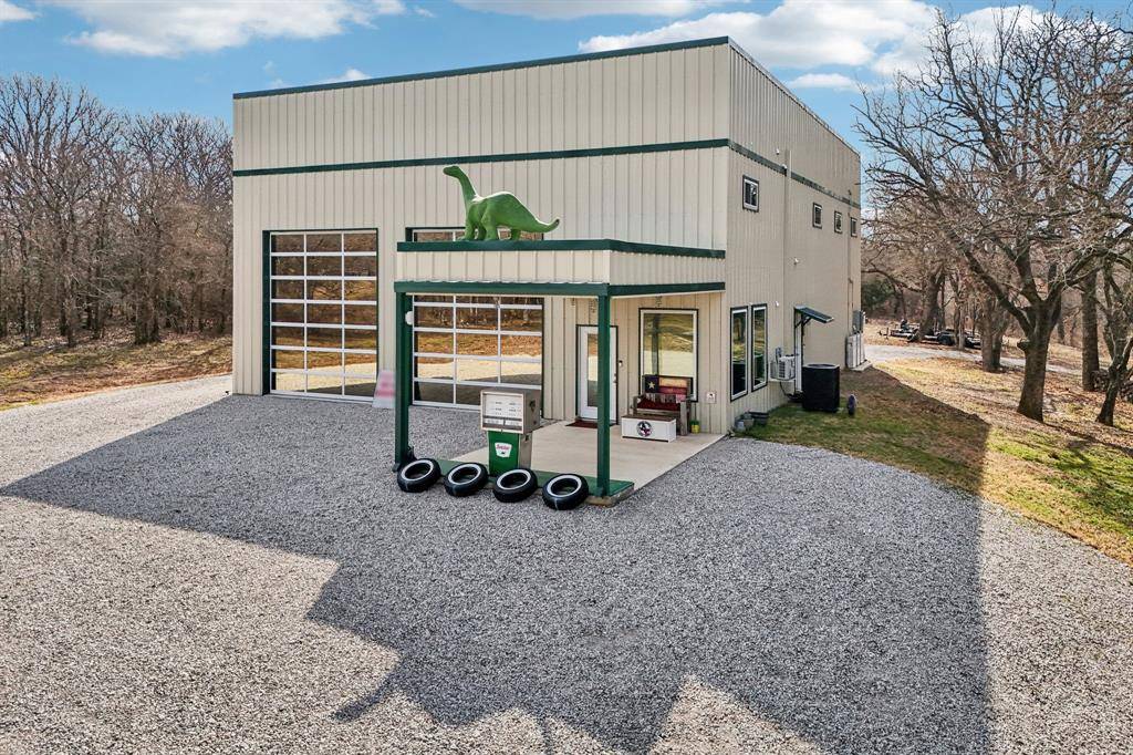 189 County Road 4767, Boyd, TX 76023