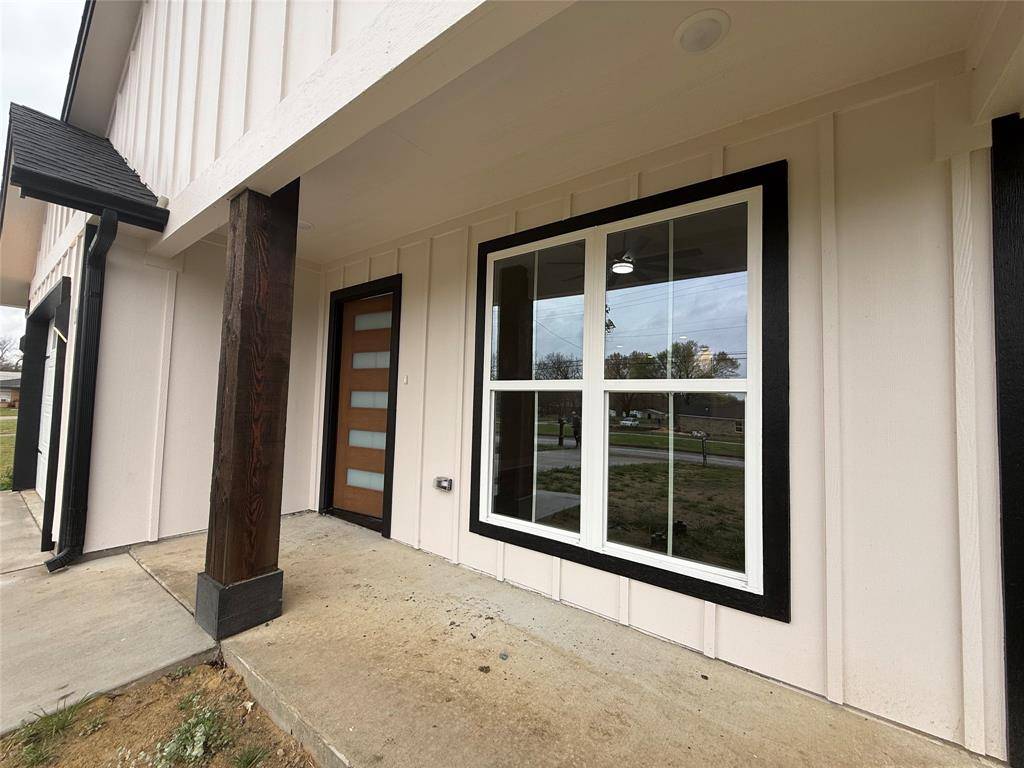 2612 W Park Row, Corsicana, TX 75110