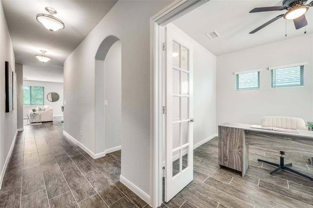 1240 Morning Ridge Trail, Aubrey, TX 76227