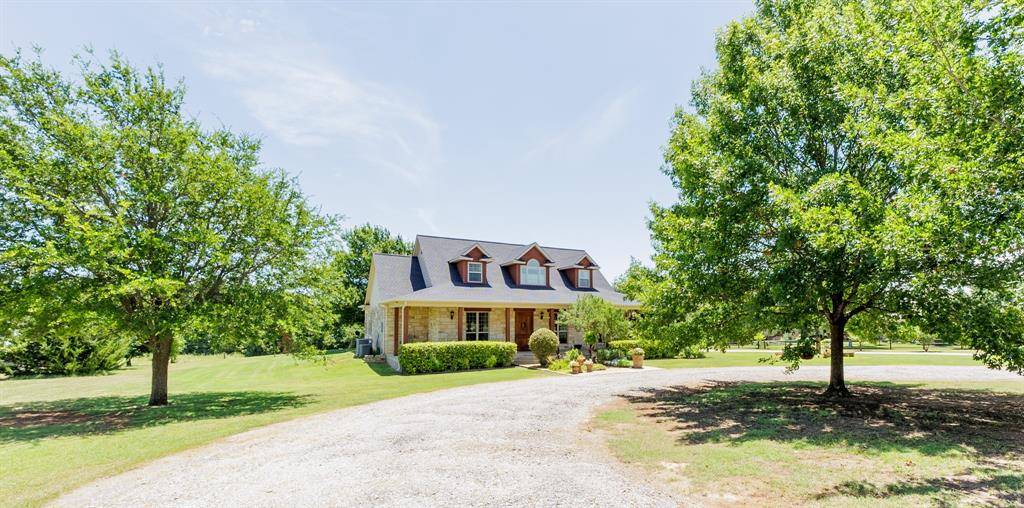 604 Greenwood Road, Decatur, TX 76234