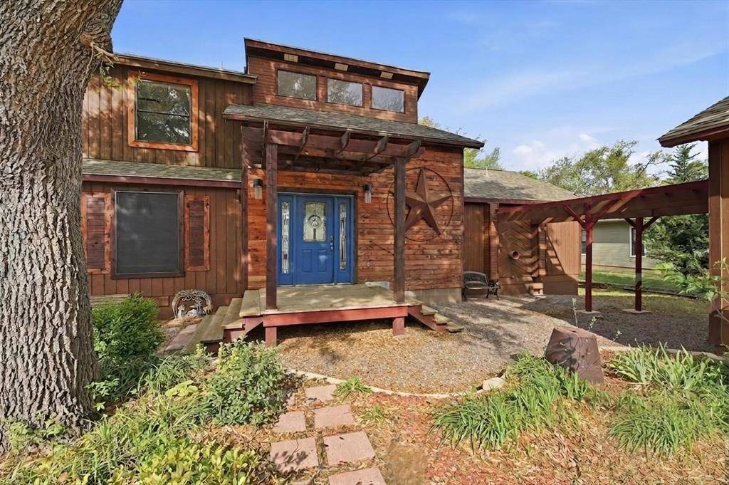 1334 Kiowa Drive E, Gainesville, TX 76240