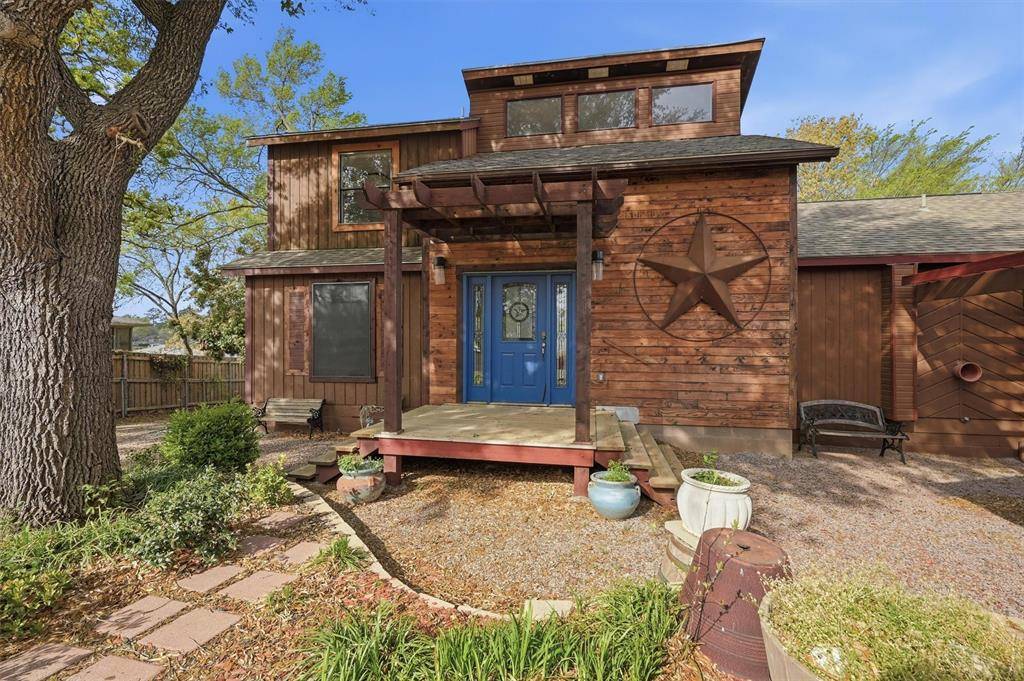 1334 Kiowa Drive E, Gainesville, TX 76240