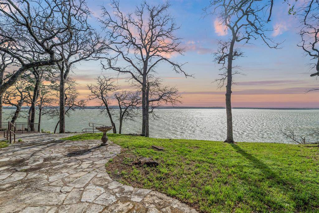 6401 Red Bud Drive, Flower Mound, TX 75022