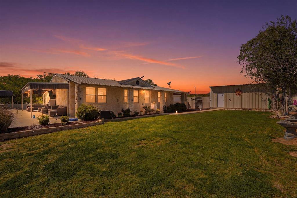 435 Gene Lee Road, Mineral Wells, TX 76067