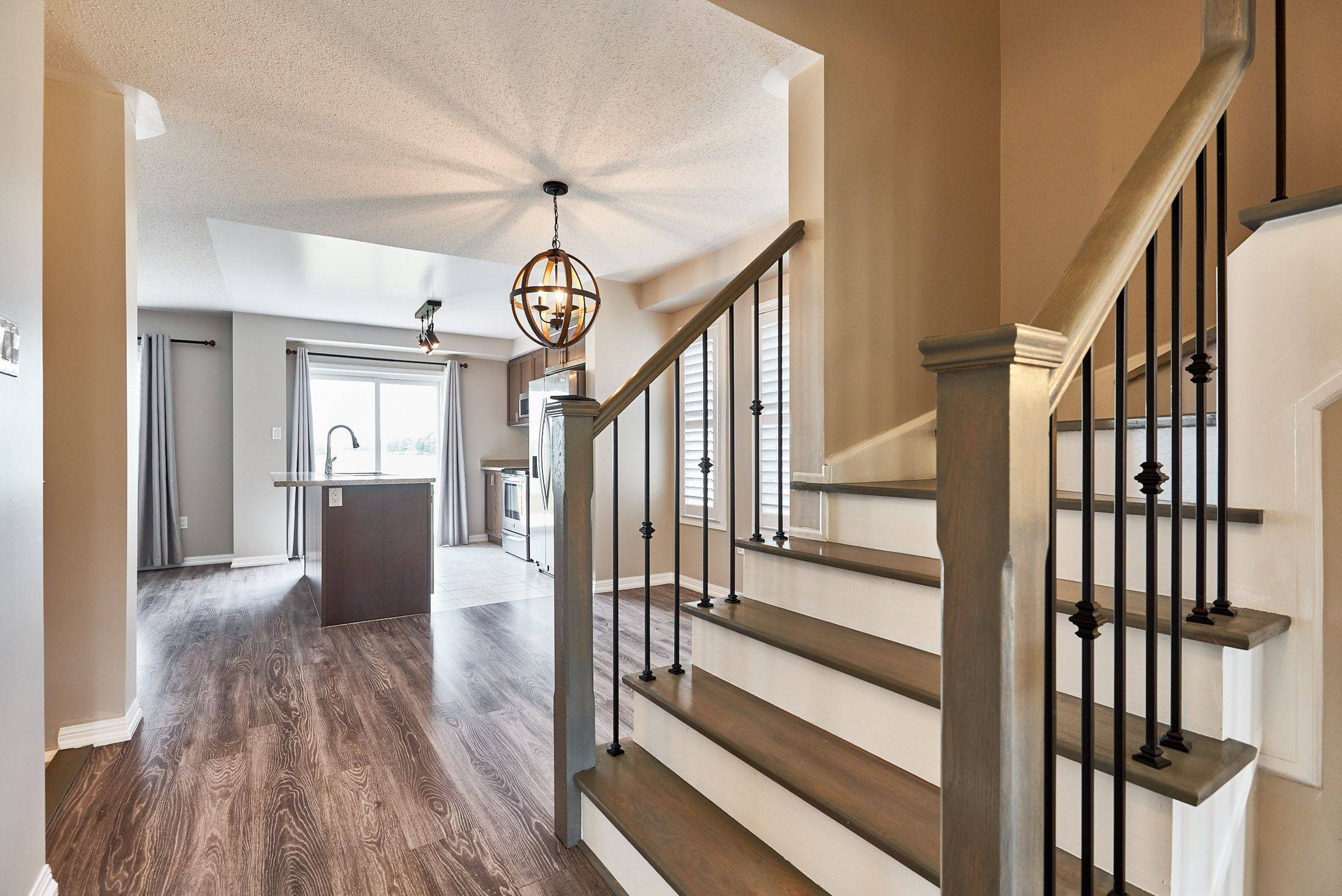 10 Don Hadden CRES, Brock, ON L0C 1H0