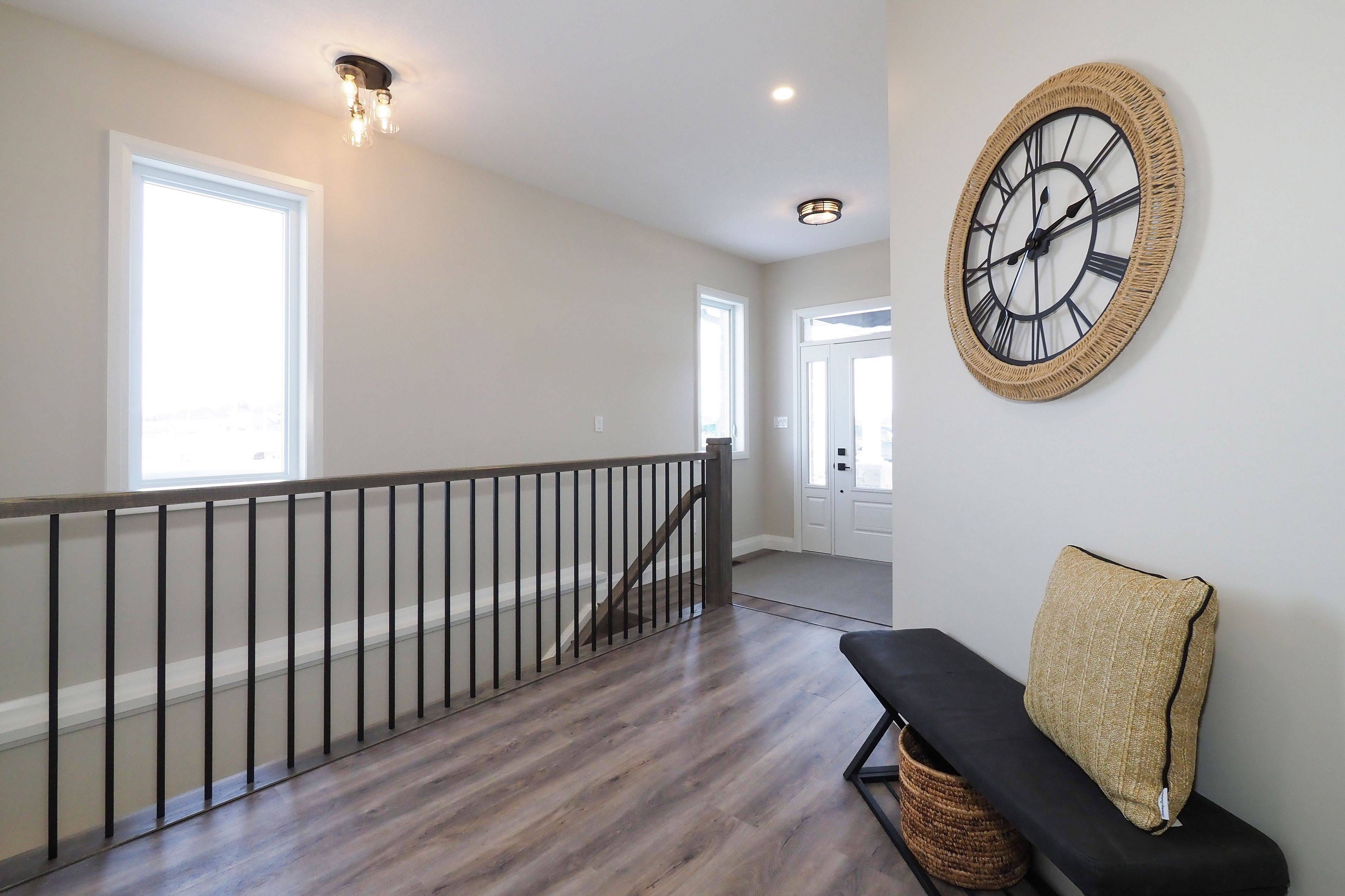 112 Bedell DR, Mapleton, ON N0G 1P0