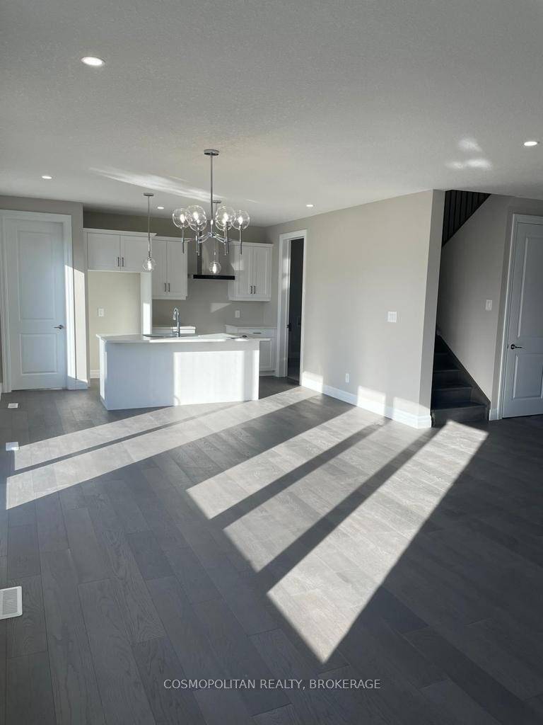 80 Aspen CIR, Thames Centre, ON N0M 2P0