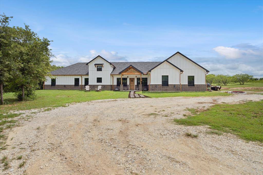 403 Polk Road, Bowie, TX 76230