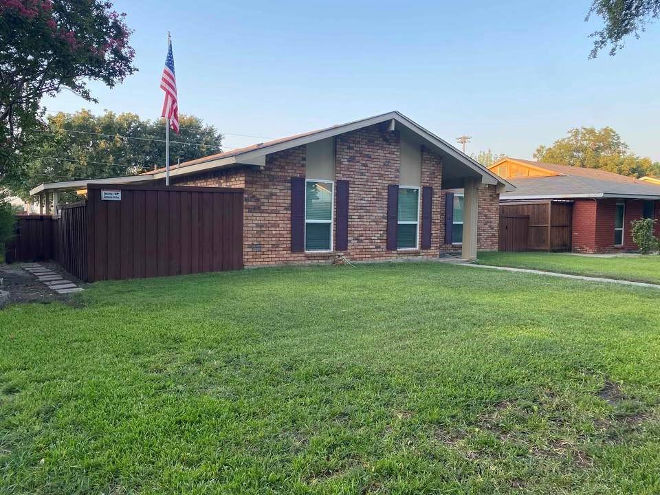 5036 Arbor Glen Road, The Colony, TX 75056