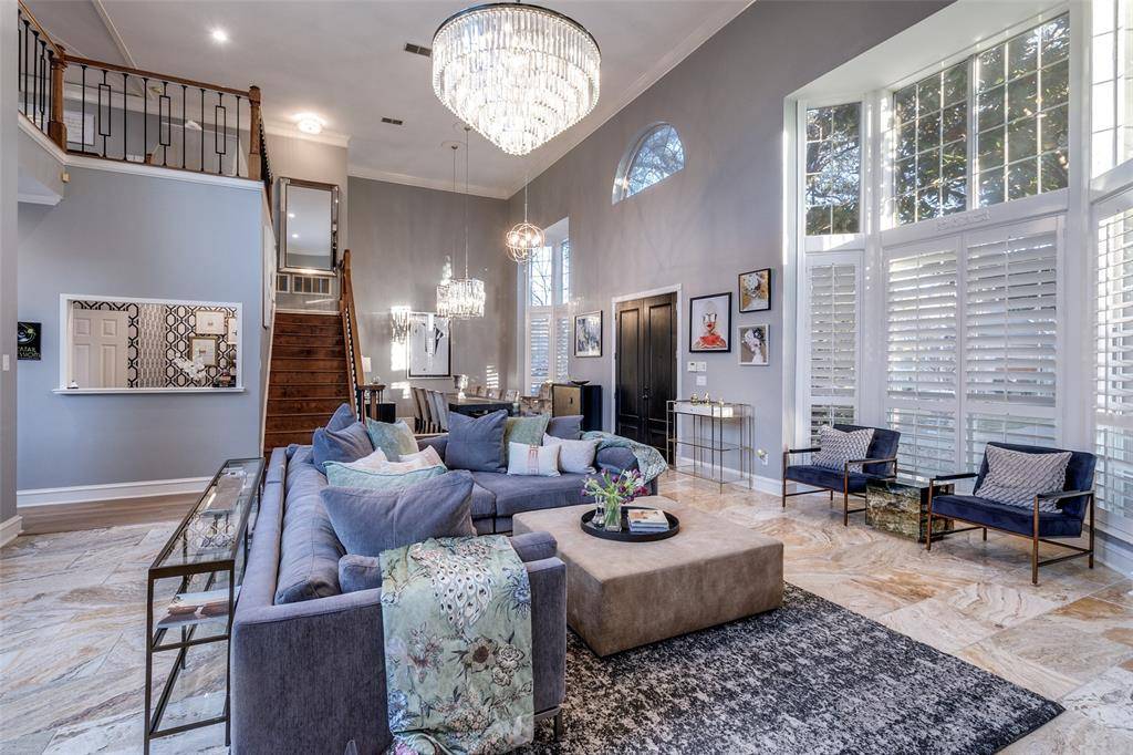 5822 Preston Fairways Drive, Dallas, TX 75252