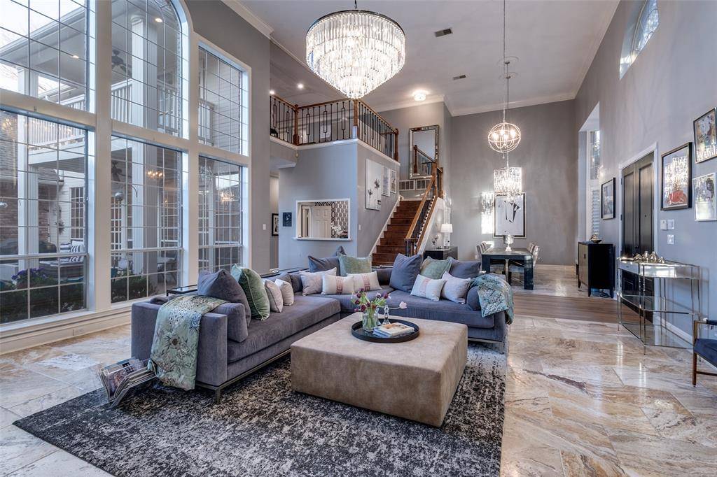 5822 Preston Fairways Drive, Dallas, TX 75252