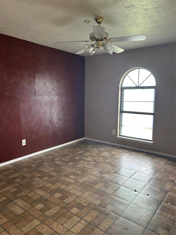 633 Valley View Drive, Allen, TX 75002