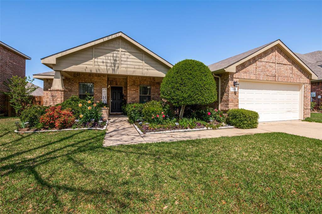 1107 Inglewood Drive, Mansfield, TX 76063