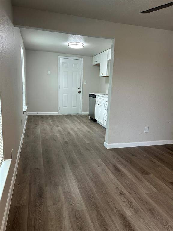 407 N Justin Avenue #B, Dallas, TX 75211