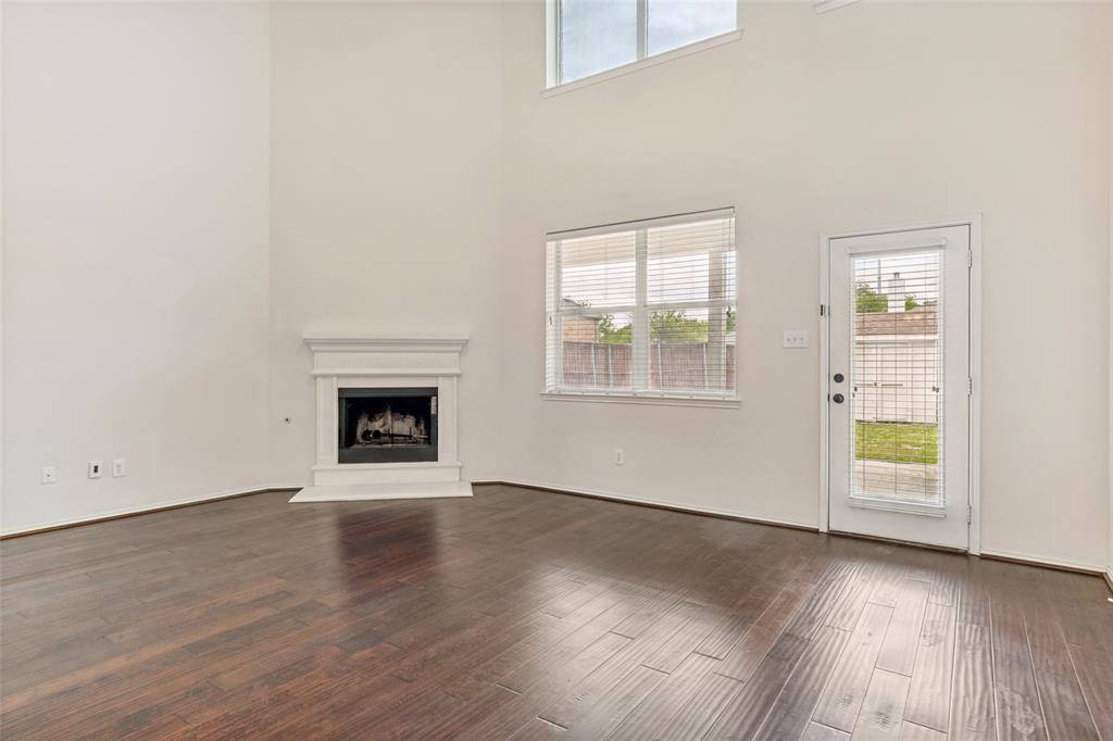 1926 Rustic Creek Drive, Garland, TX 75040