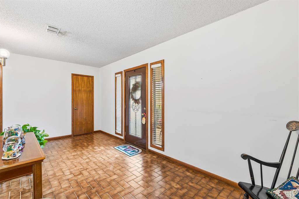 130 Merriman Parkway, Sherman, TX 75090