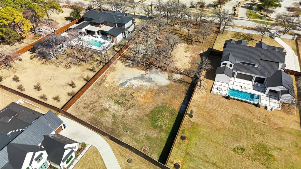 320 Shady Oaks Drive, Southlake, TX 76092