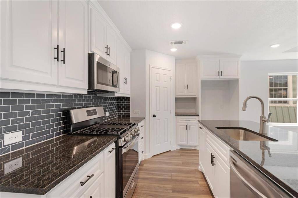 801 S Walnut, Sherman, TX 75090