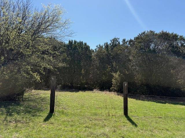 612 County Road 3570, China Spring, TX 76633