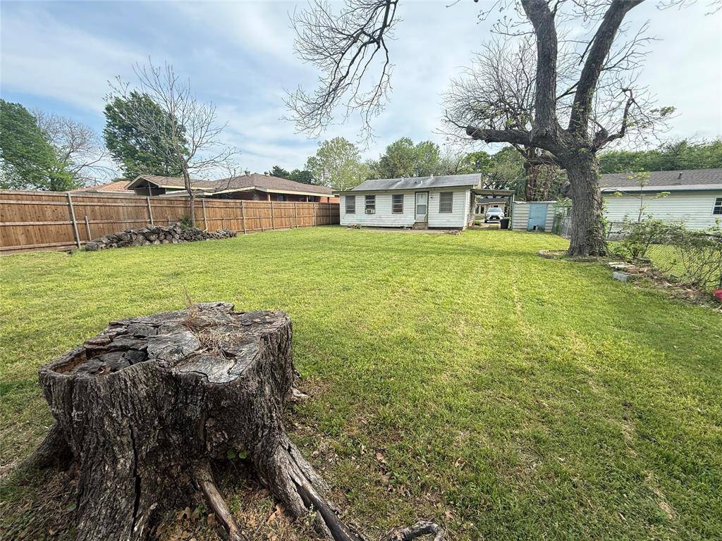 831 Cedar Drive, Mesquite, TX 75149