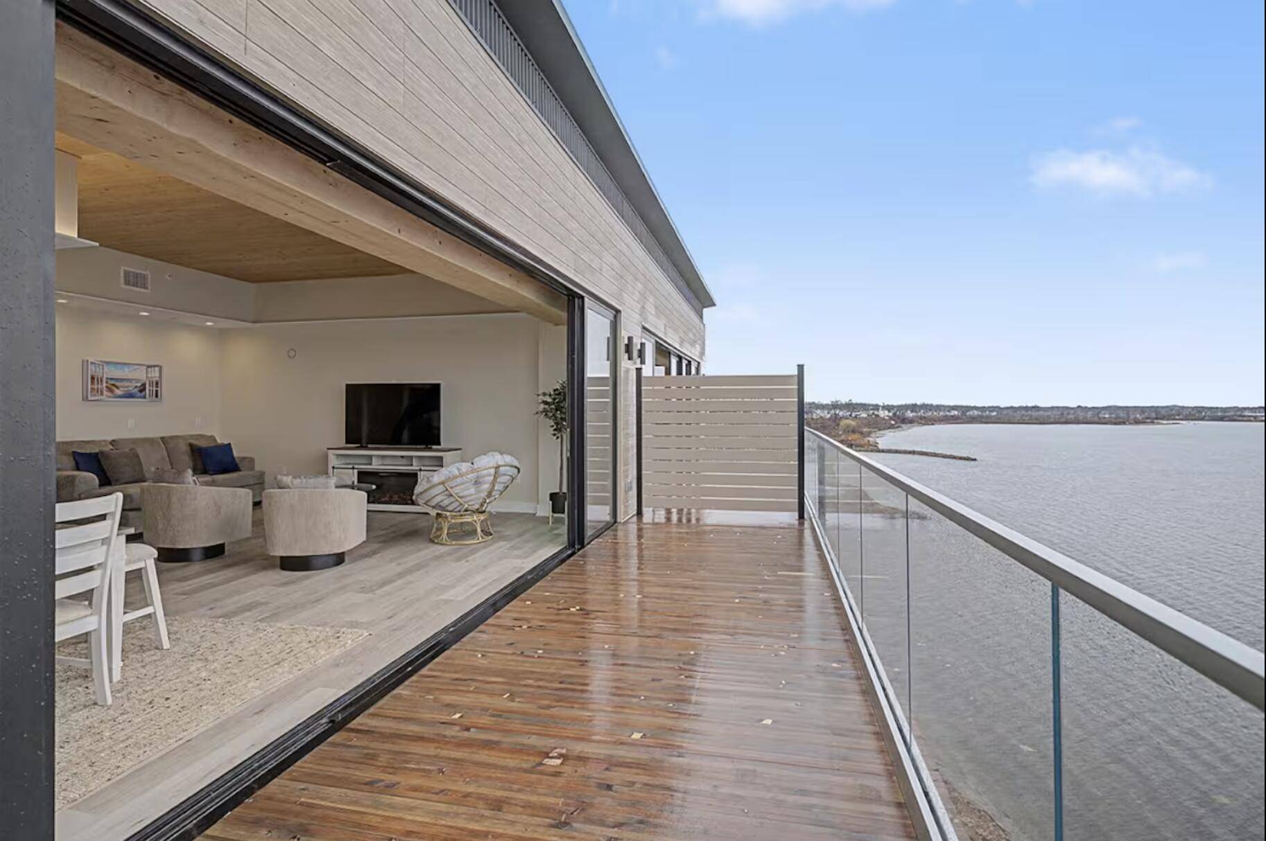 901 Adelaide CIR #602, Muskegon City, MI 49441