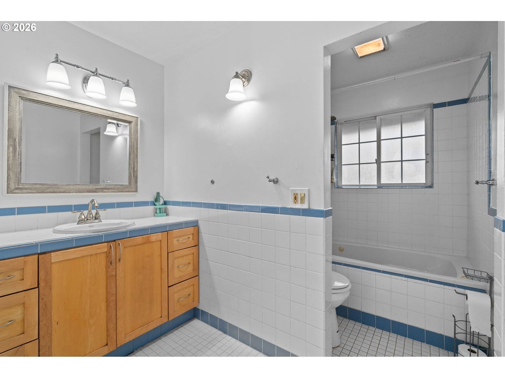 105 ISLAND VIEW LN, Kelso, WA 98626