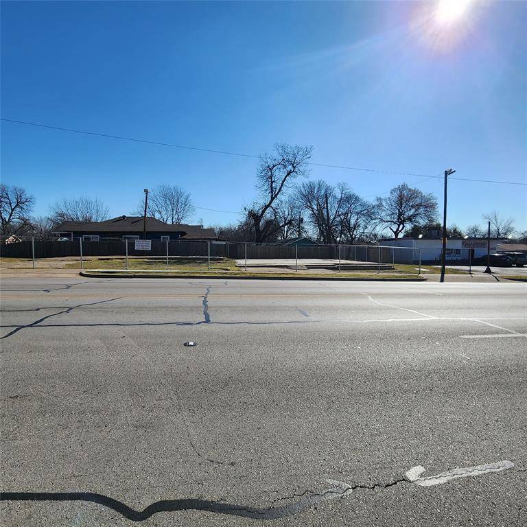 2007 Evans Avenue, Fort Worth, TX 76104