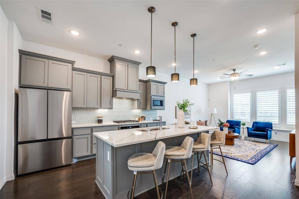 3718 Pelican Rest Way, Arlington, TX 76005