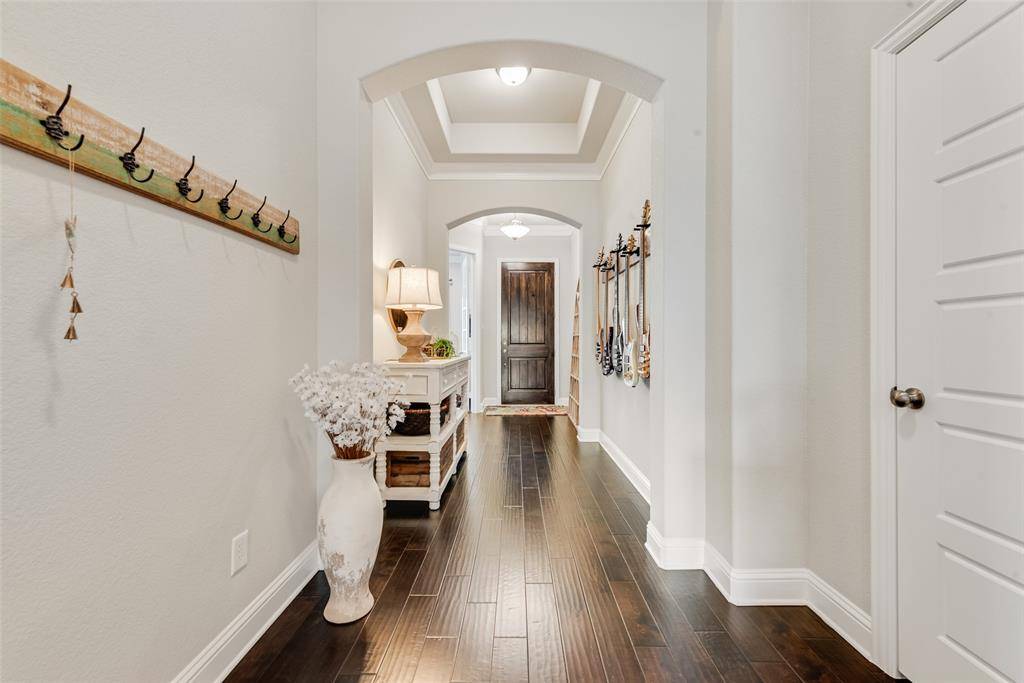 2805 Stoneleigh Drive, Mansfield, TX 76084