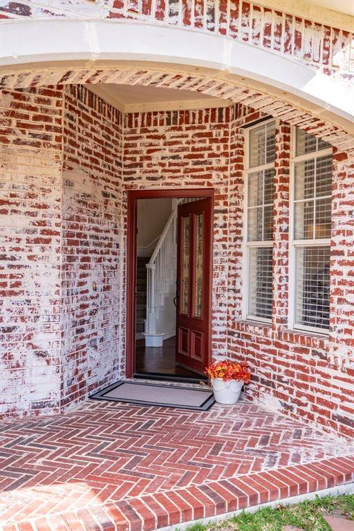 7944 Glade Hill Court, Dallas, TX 75218