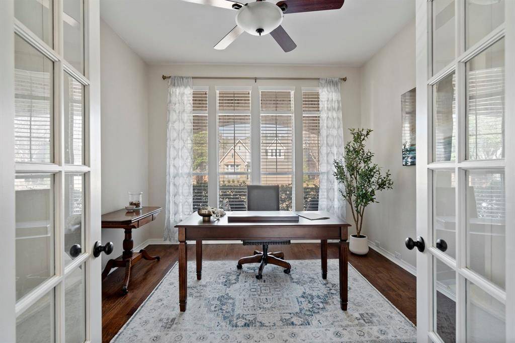 7944 Glade Hill Court, Dallas, TX 75218