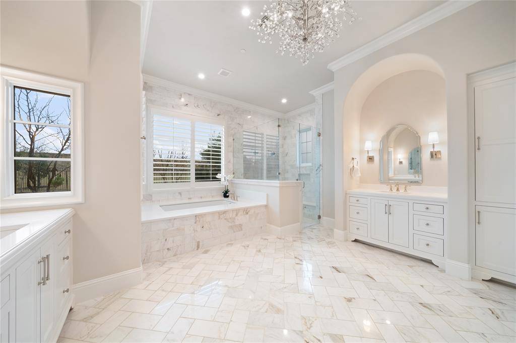 2202 Barcelona Court, Westlake, TX 76262