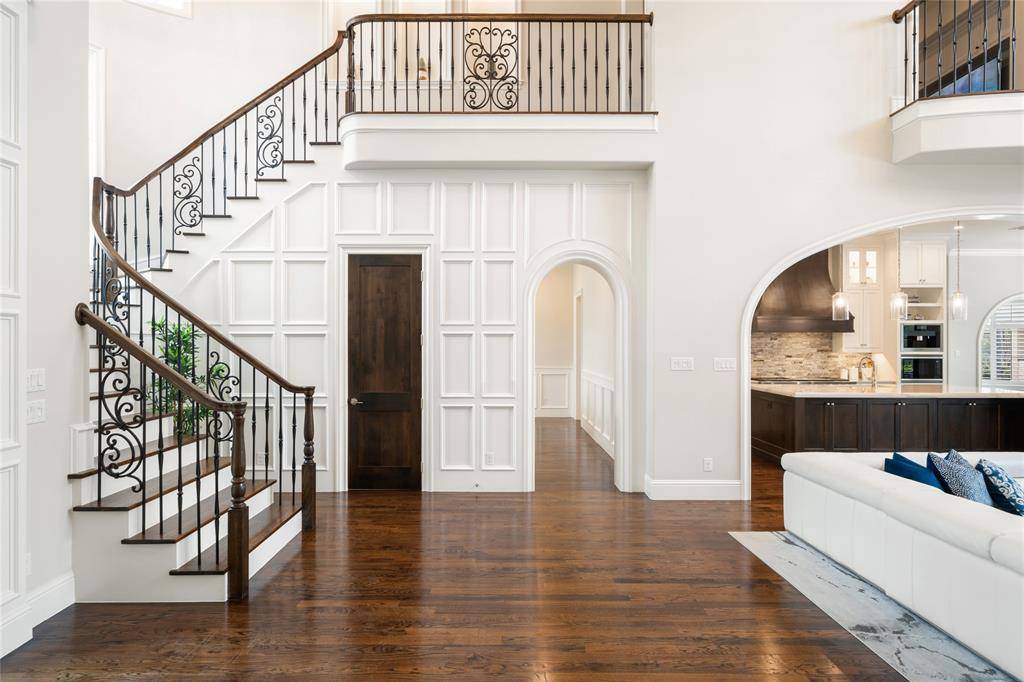 2202 Barcelona Court, Westlake, TX 76262