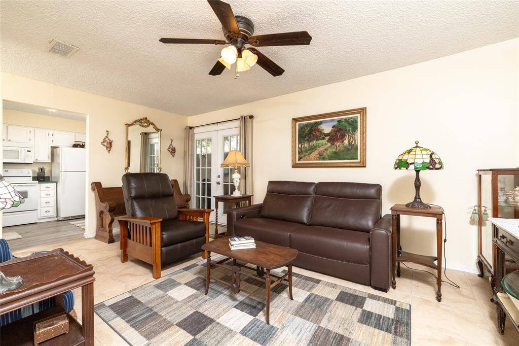 2331 N Davis Drive #A, Arlington, TX 76012